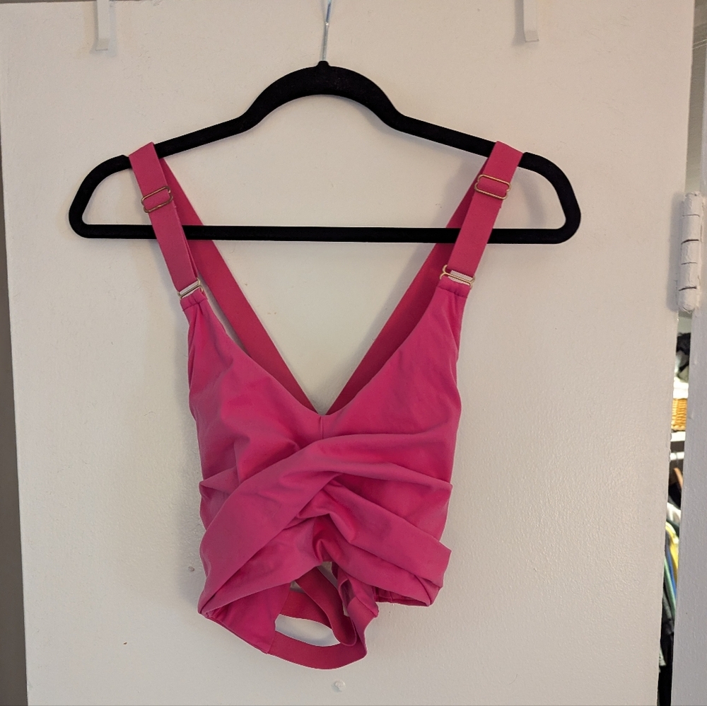 BuffBunny EUC Large Pink Candywrap Bra